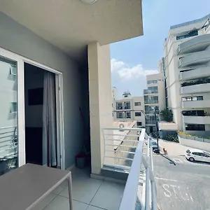 Stylish Modern 4 Paceville San Giuliano